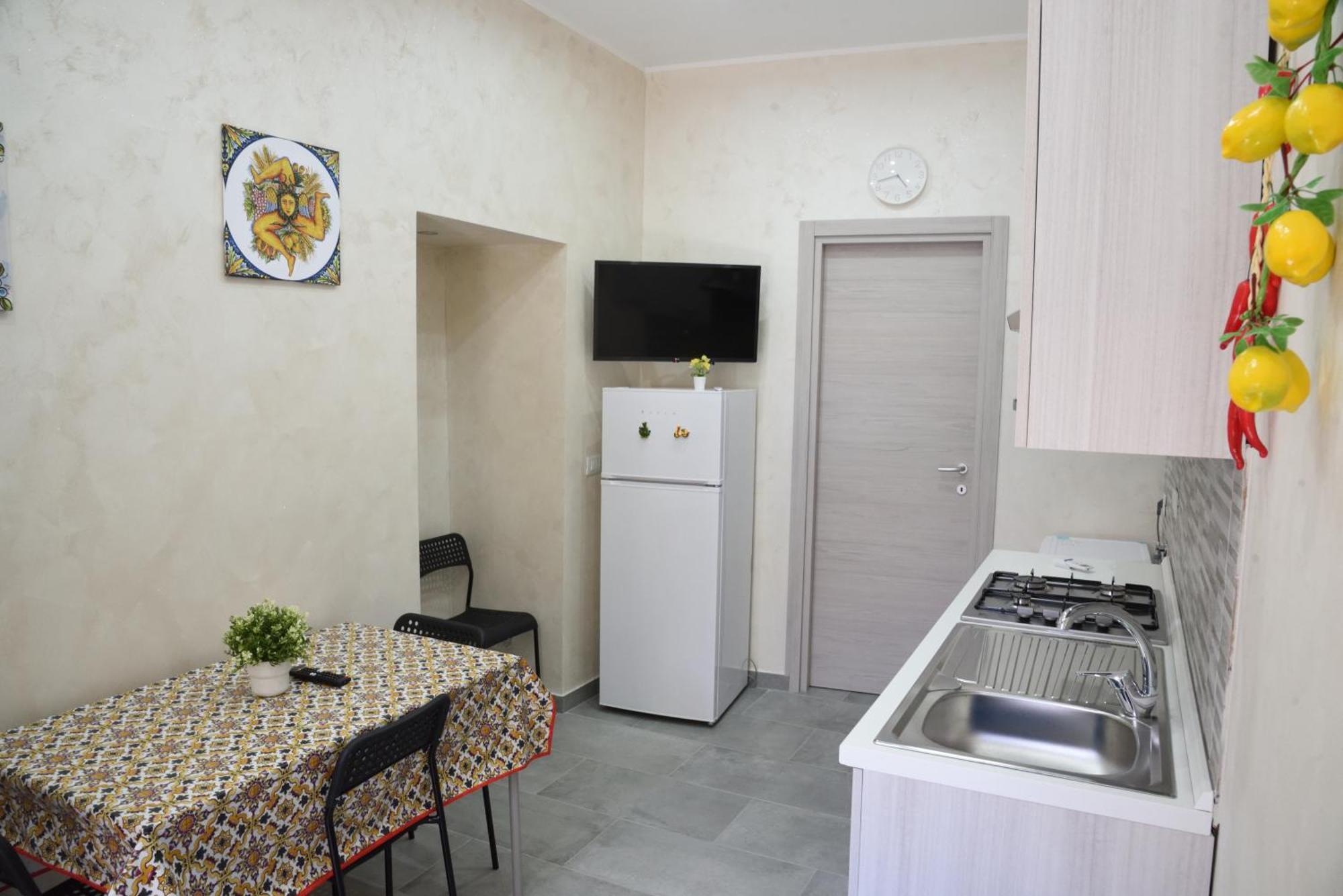 Apartament Family House Katania Zewnętrze zdjęcie